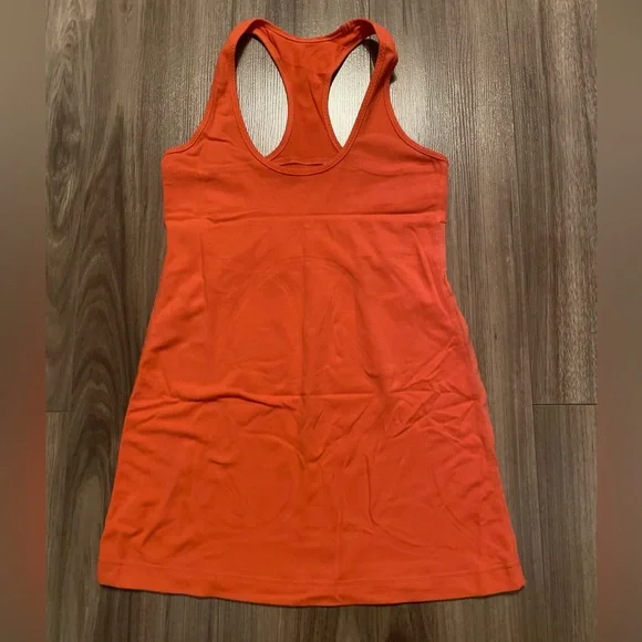 Lululemon Tank Top - Picture 1 of 3